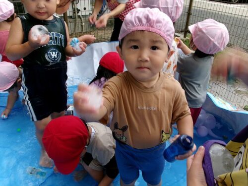 氷のたまご（パンダルーム）