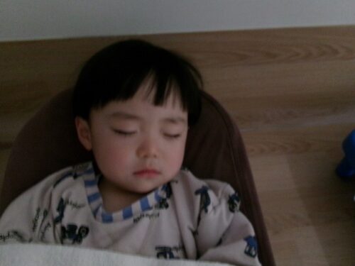 はじめての午睡（パンダルーム）