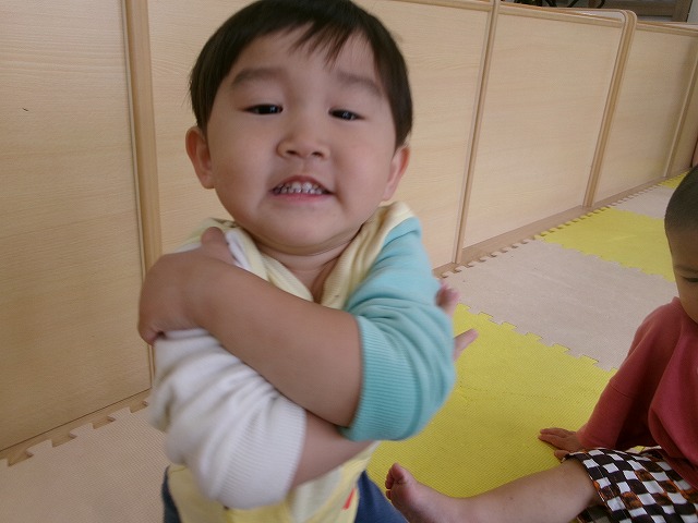 給食を待つ間に…（パンダルーム）