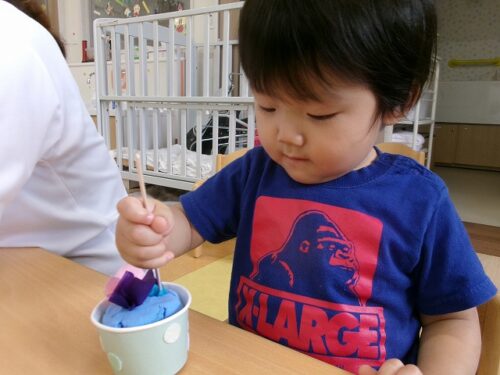 プレゼント作り（パンダルーム）