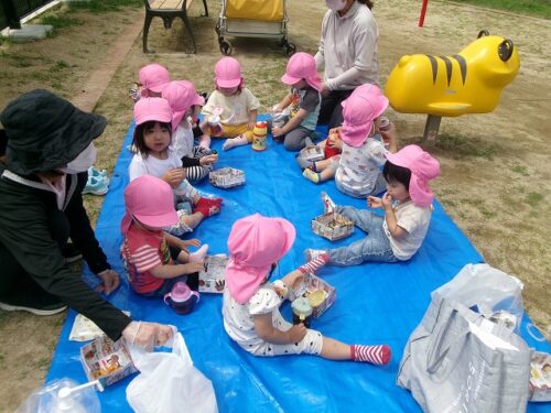 公園にてpart1（パンダルーム）