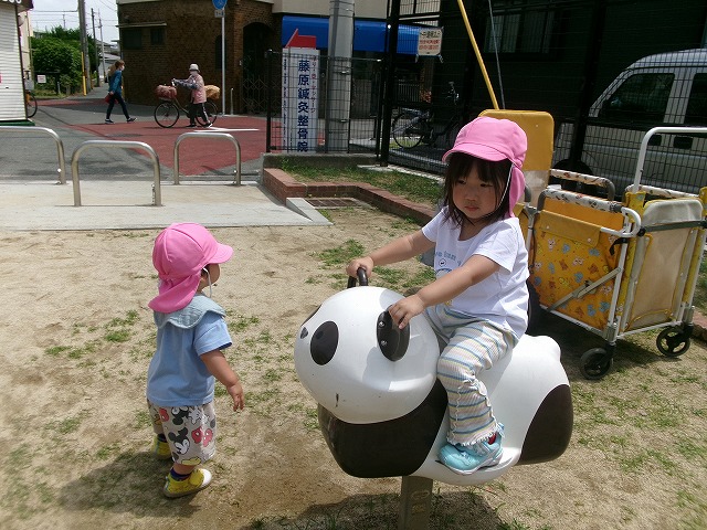 公園にてpart2（パンダルーム）