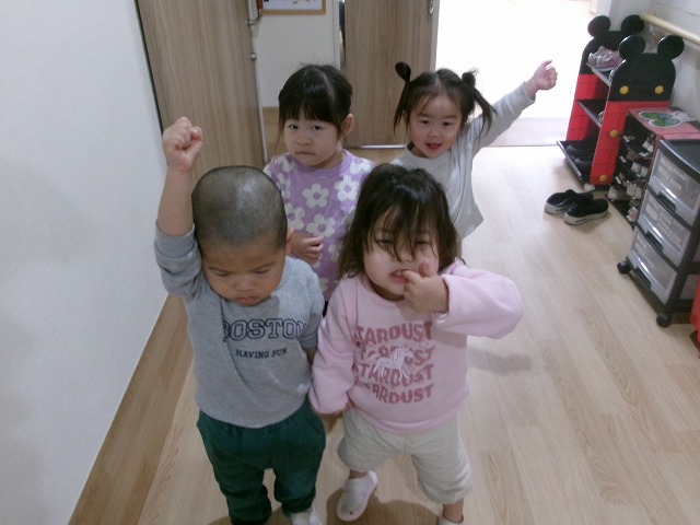 パンの販売part1（パンダルーム）