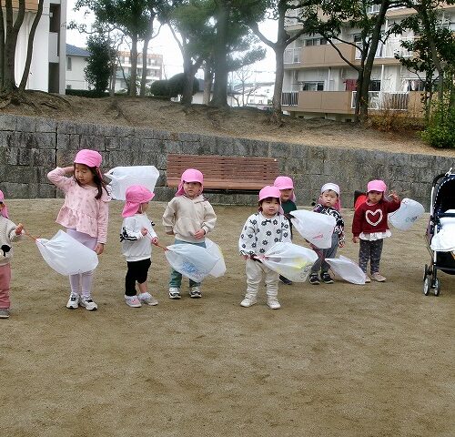 凧揚げ大会（パンダルーム）