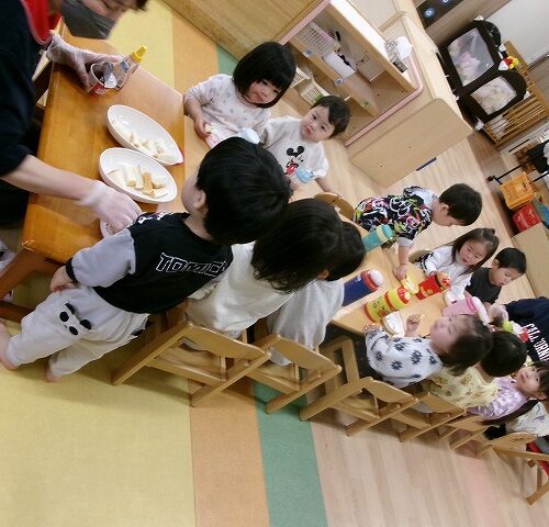 パンの移動販売（パンダルーム）